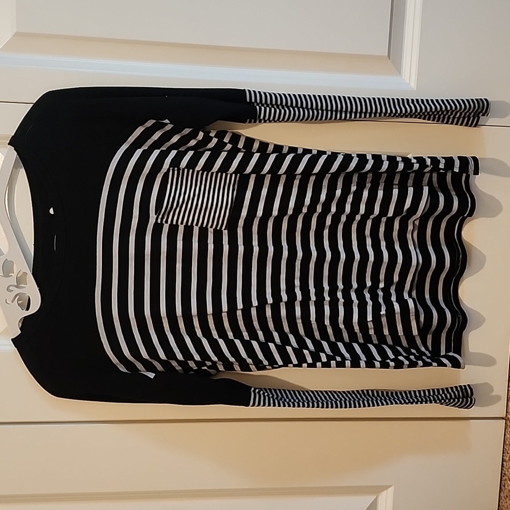Poof! Black & White striped long sleeve tee shirt size small
